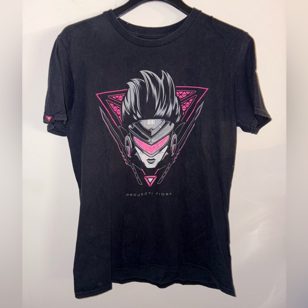 Riot Games League of Legends size M